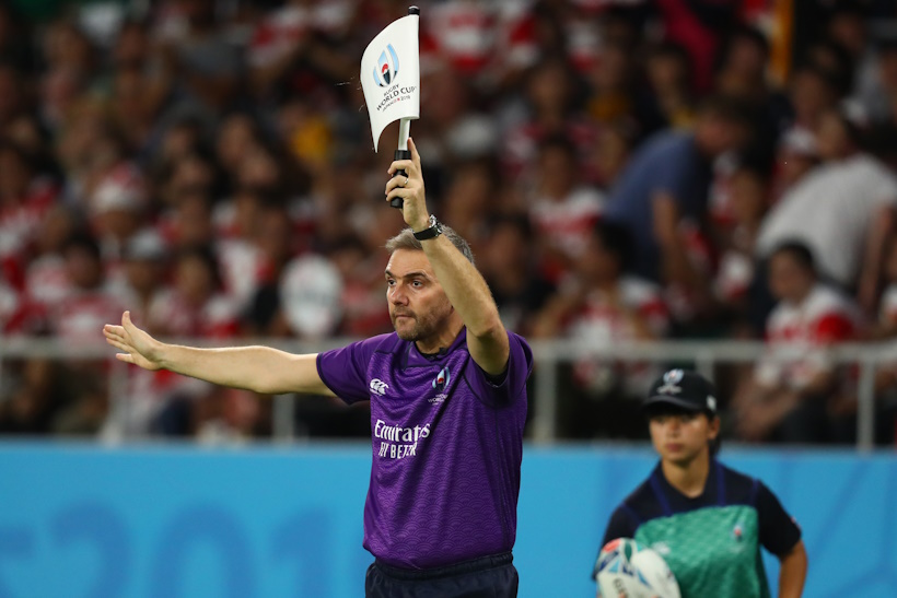 Rugby. Fini les en-avant et les touches pas droites : un ballon intelligent  va aider les arbitres